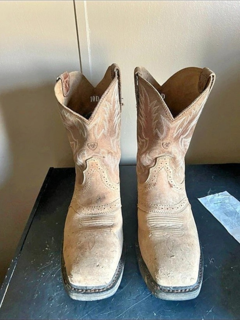 Ariat Heritage Roughstock Square Toe Western Boot Boots Brown